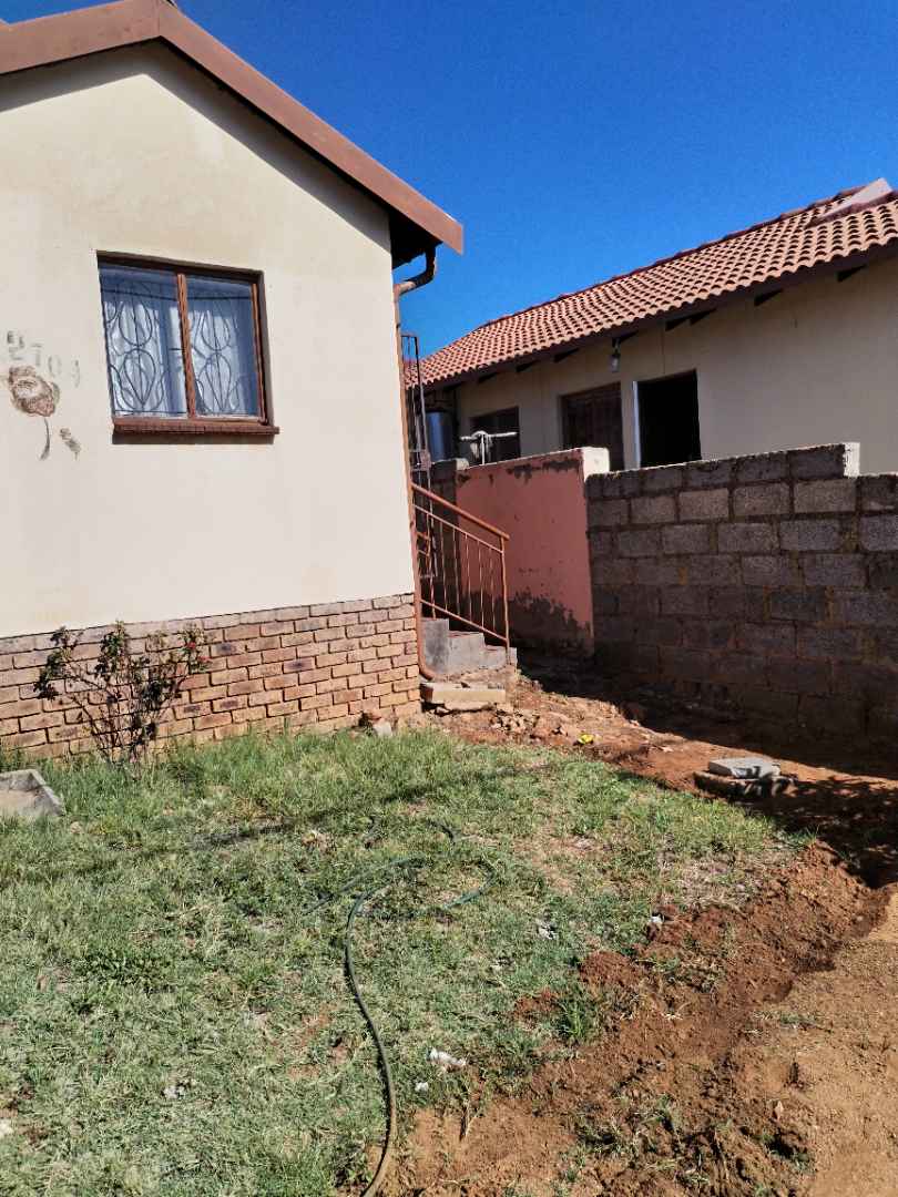 2 Bedroom Property for Sale in Mamelodi East Gauteng