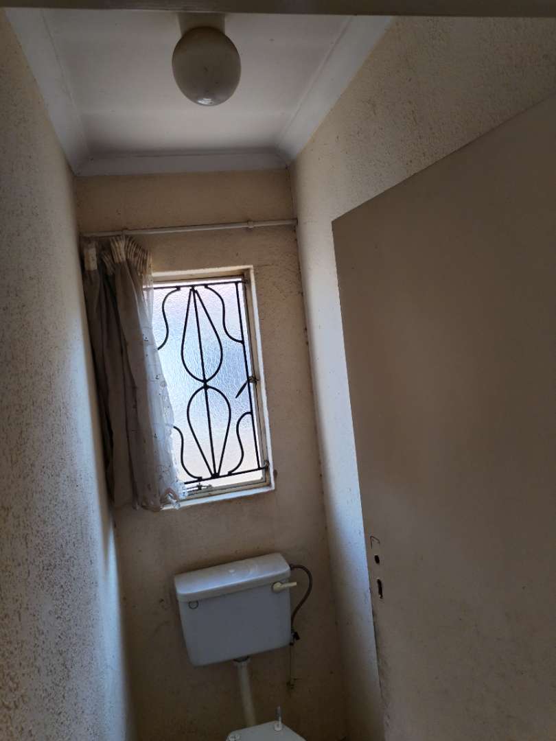 2 Bedroom Property for Sale in Mamelodi East Gauteng