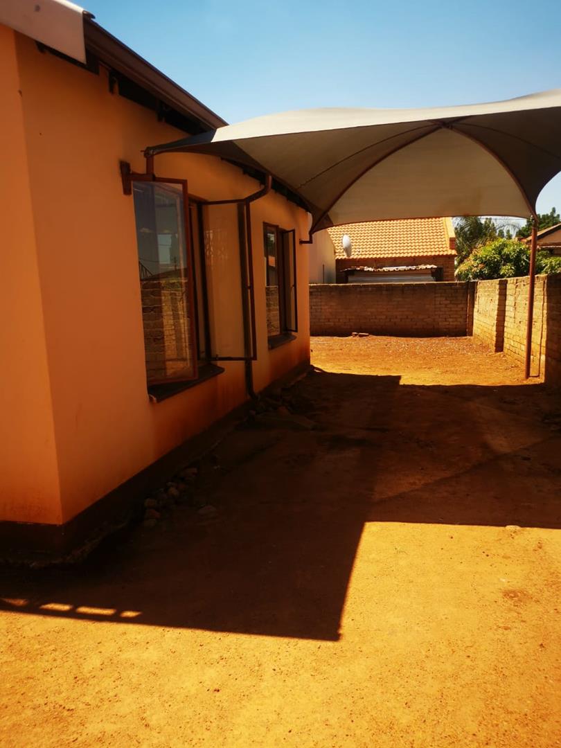 2 Bedroom Property for Sale in Soshanguve XX Gauteng