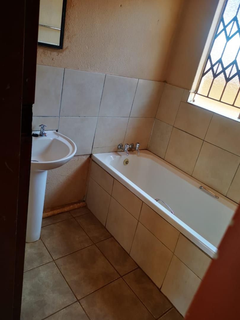 2 Bedroom Property for Sale in Soshanguve XX Gauteng