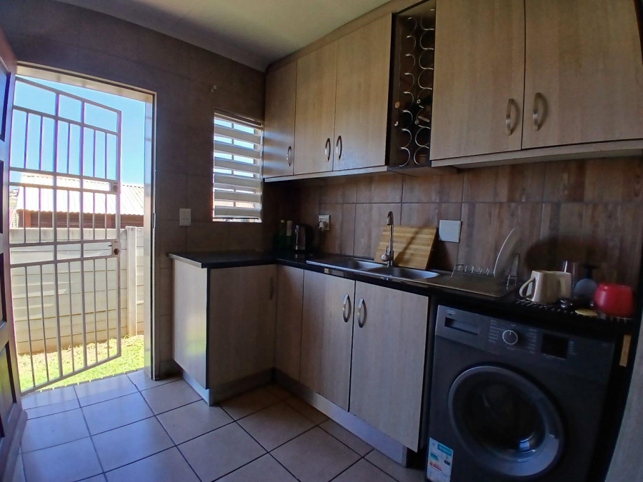 3 Bedroom Property for Sale in Olievenhoutbosch A H Gauteng