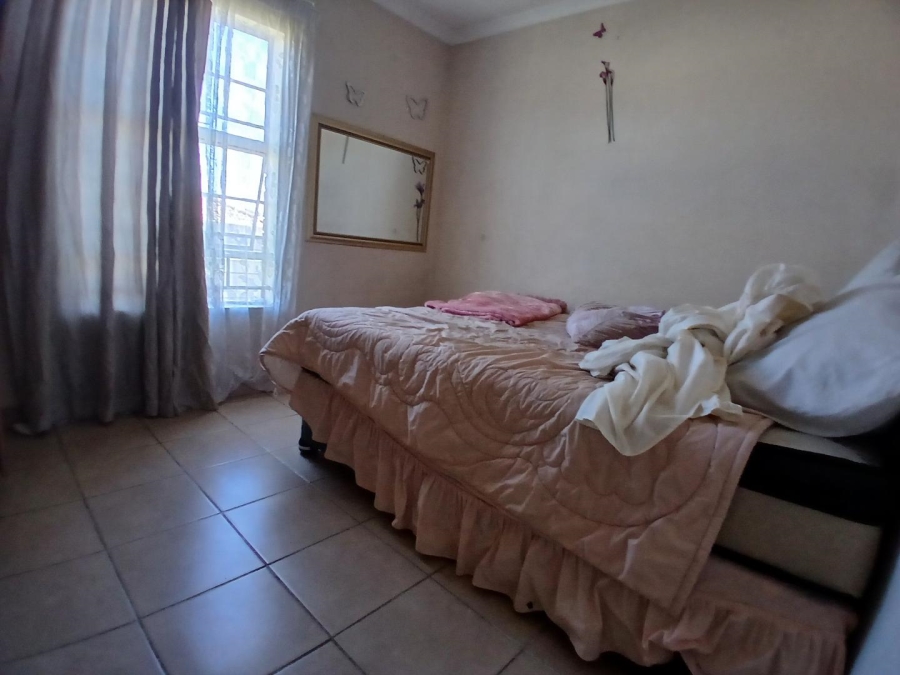 3 Bedroom Property for Sale in Olievenhoutbosch A H Gauteng