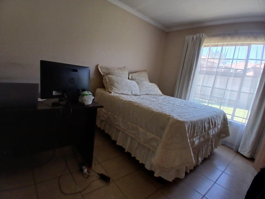 3 Bedroom Property for Sale in Olievenhoutbosch A H Gauteng