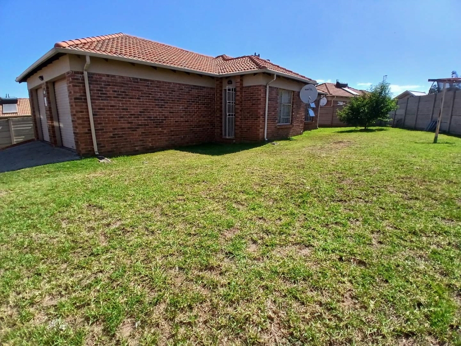 3 Bedroom Property for Sale in Olievenhoutbosch A H Gauteng