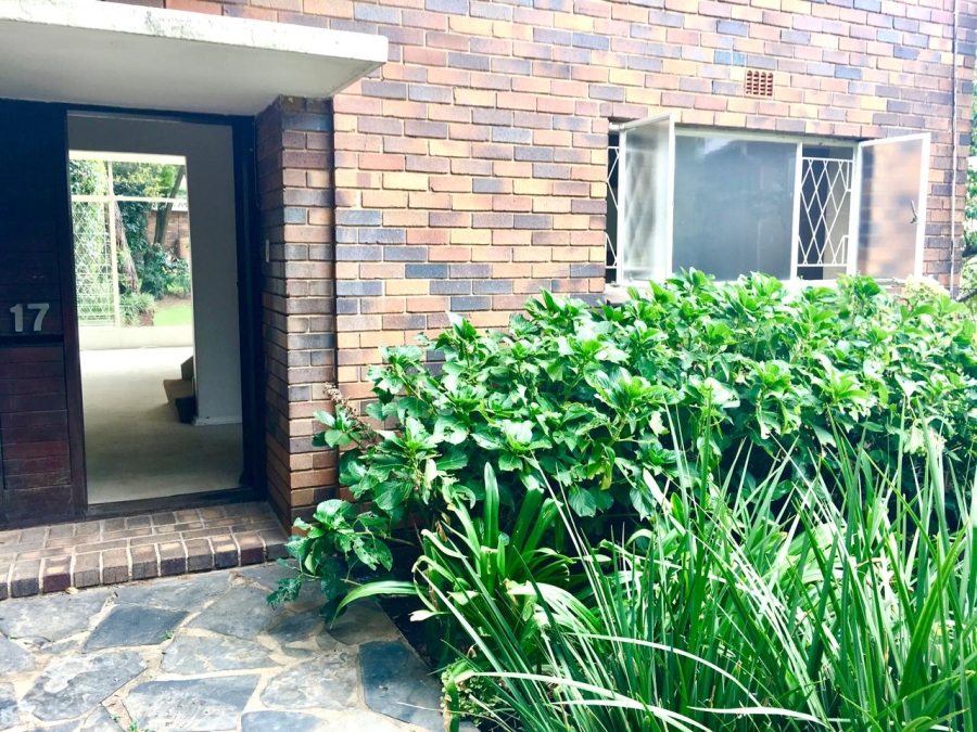 To Let 2 Bedroom Property for Rent in Sandown Gauteng