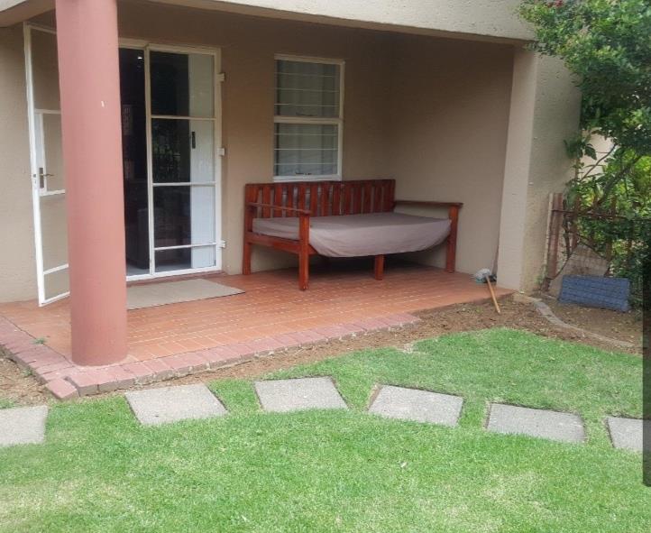 To Let 2 Bedroom Property for Rent in Brackendowns Gauteng