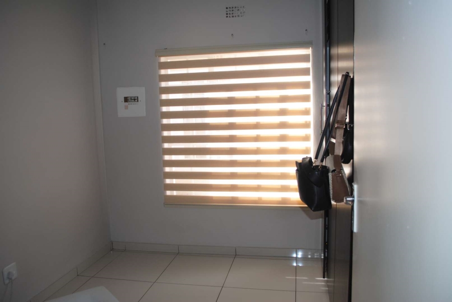 To Let 2 Bedroom Property for Rent in Kookrus Gauteng