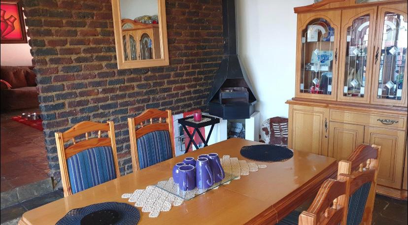 7 Bedroom Property for Sale in Garsfontein Gauteng