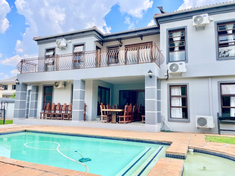 To Let 5 Bedroom Property for Rent in Woodhill Estate Gauteng