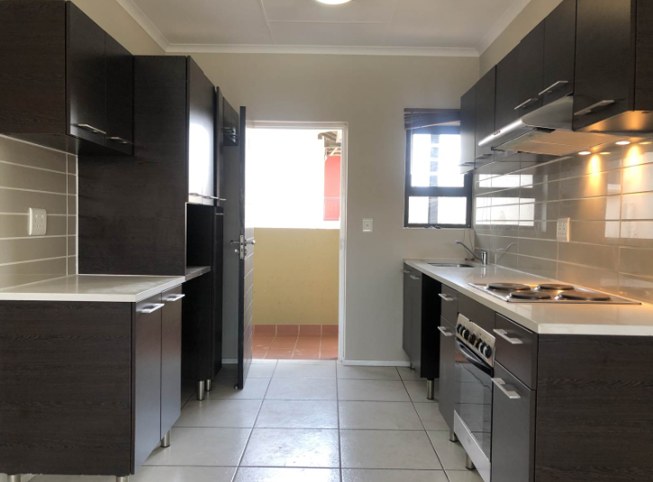 2 Bedroom Property for Sale in Noordwyk Gauteng