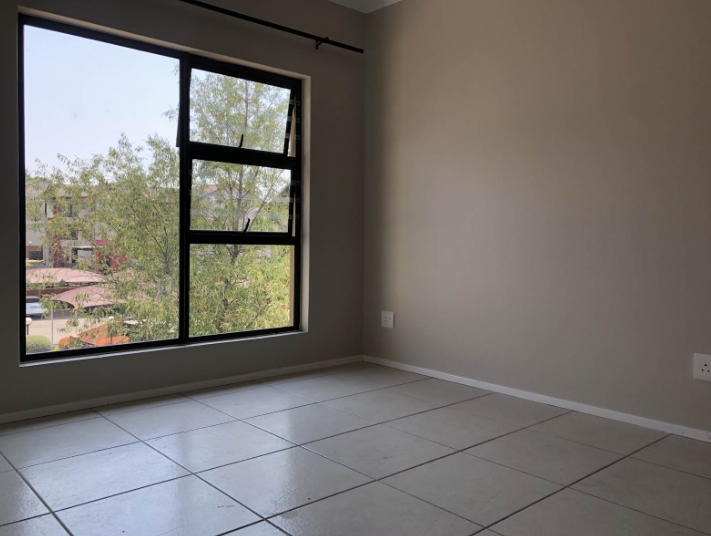 2 Bedroom Property for Sale in Noordwyk Gauteng