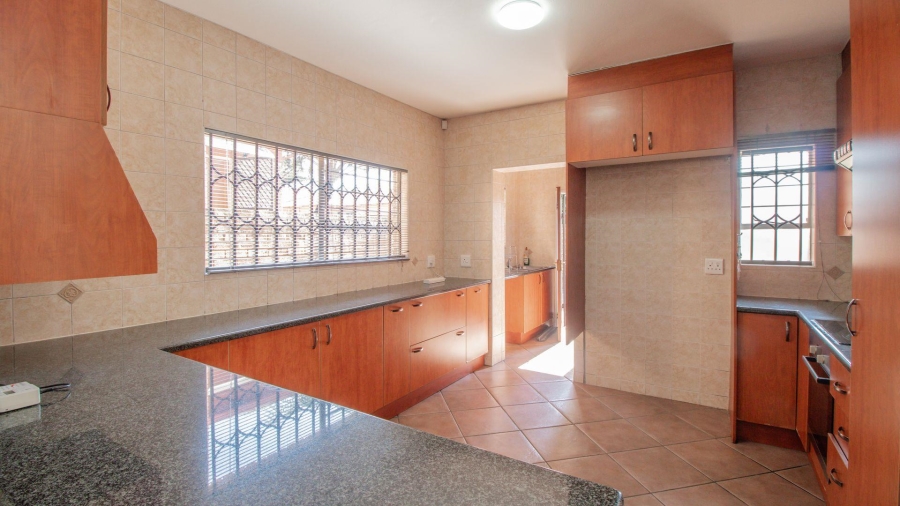 3 Bedroom Property for Sale in Bartlett Gauteng