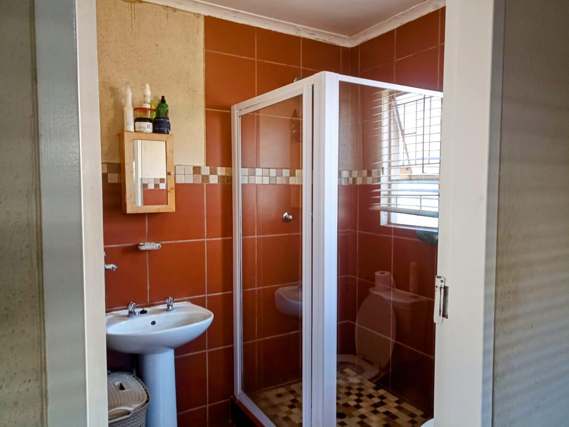 To Let 2 Bedroom Property for Rent in Leopard