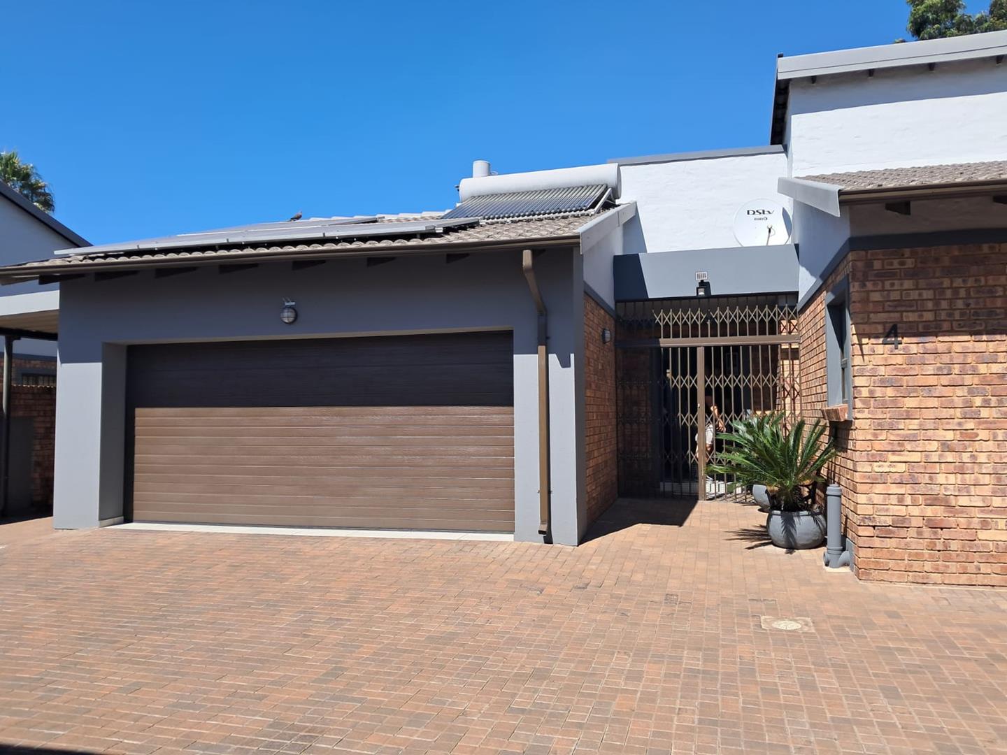 3 Bedroom Property for Sale in Brackenhurst Gauteng