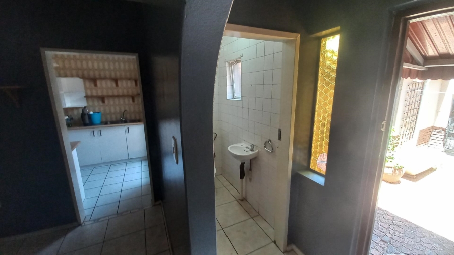 3 Bedroom Property for Sale in Farrarmere Gauteng