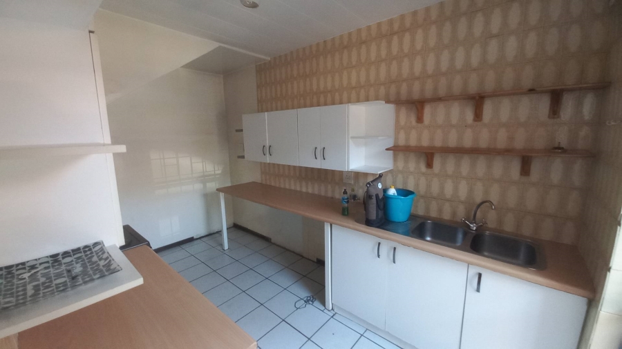 3 Bedroom Property for Sale in Farrarmere Gauteng