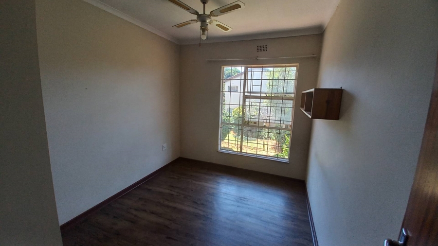 3 Bedroom Property for Sale in Farrarmere Gauteng