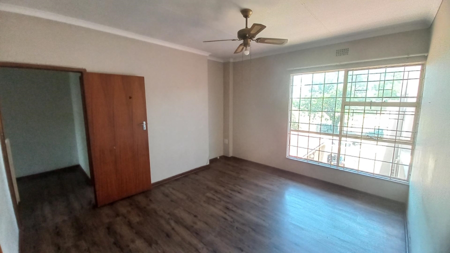 3 Bedroom Property for Sale in Farrarmere Gauteng