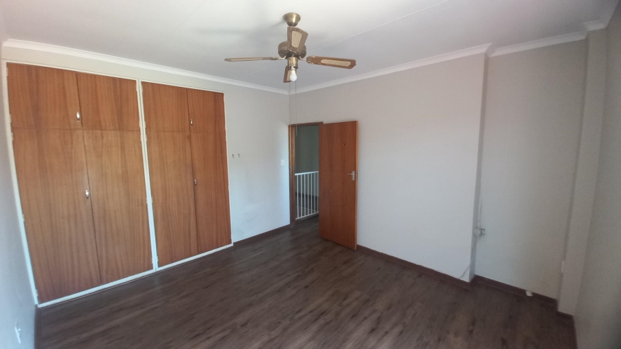 3 Bedroom Property for Sale in Farrarmere Gauteng