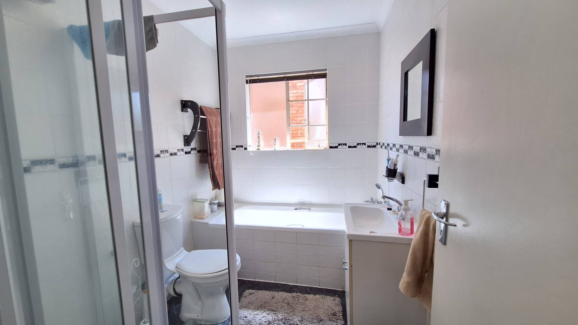 To Let 2 Bedroom Property for Rent in Bellairspark Gauteng