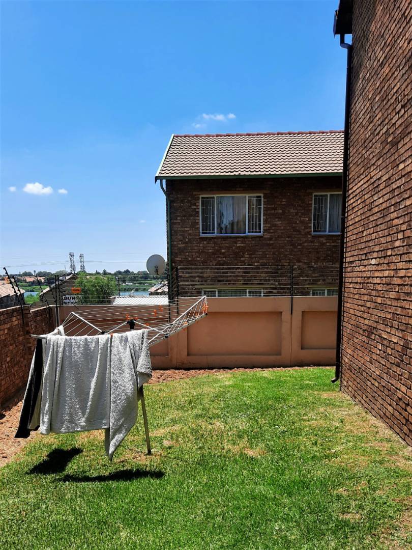 3 Bedroom Property for Sale in Terenure Gauteng