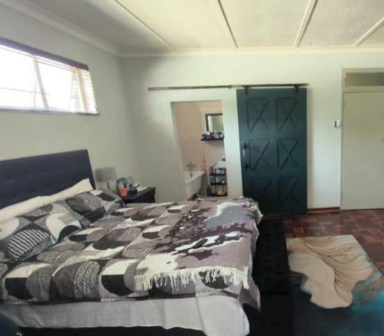 4 Bedroom Property for Sale in Westdene Gauteng