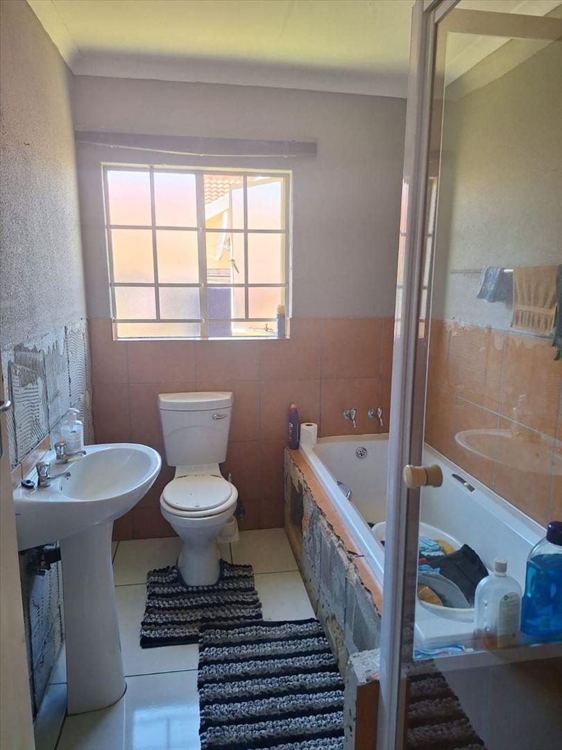 3 Bedroom Property for Sale in Terenure Gauteng