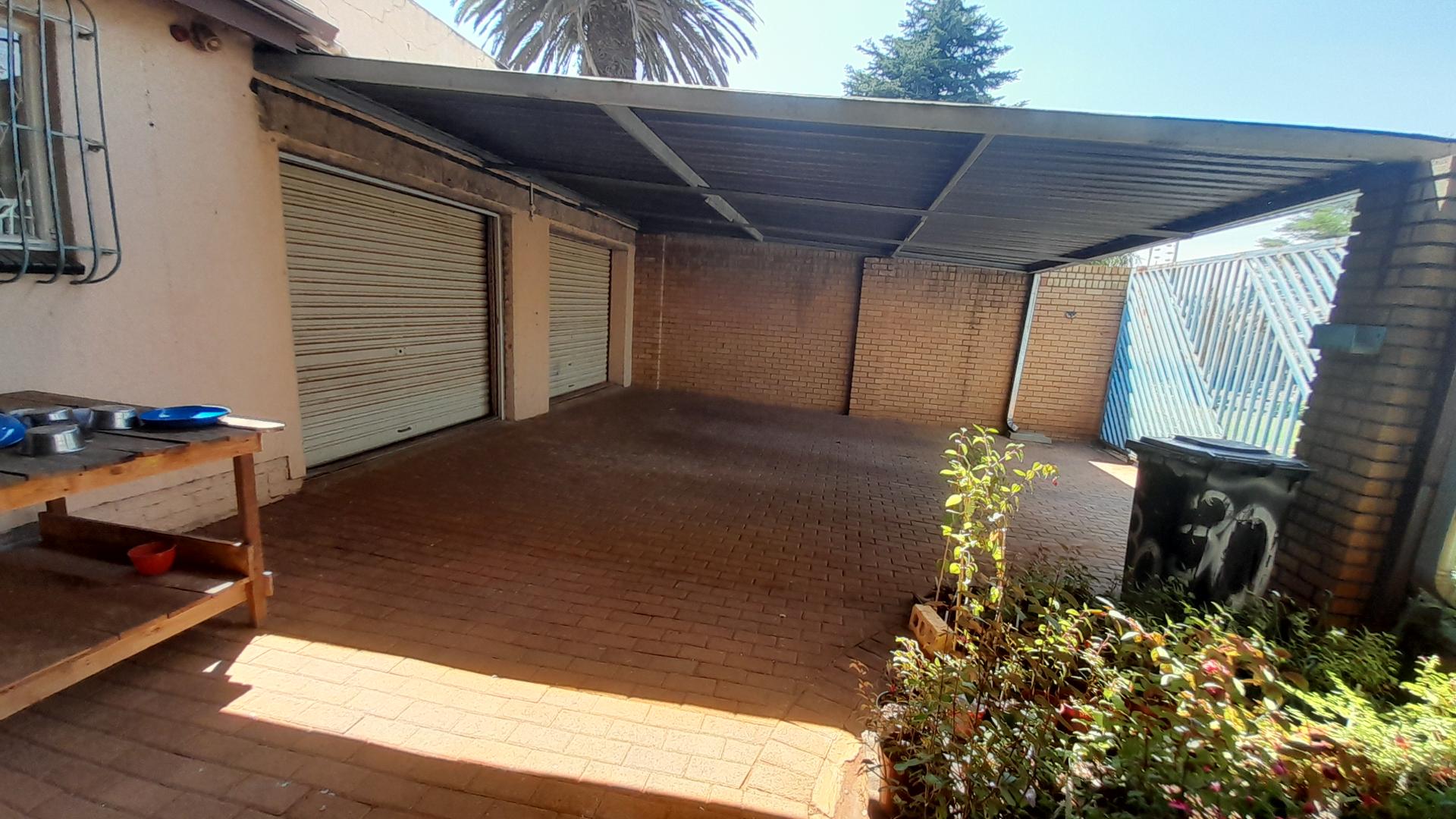 3 Bedroom Property for Sale in Birchleigh Gauteng