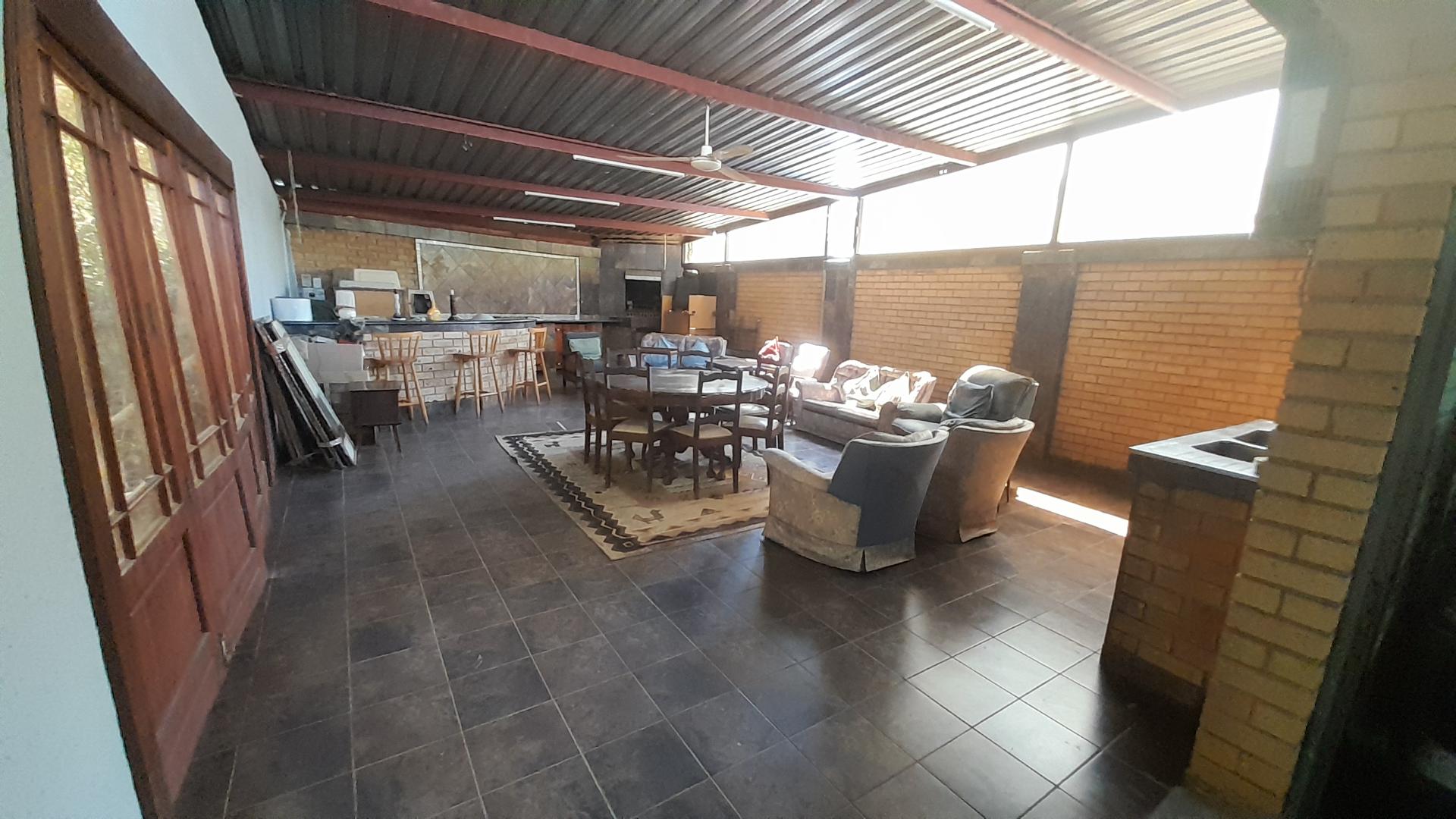 3 Bedroom Property for Sale in Birchleigh Gauteng