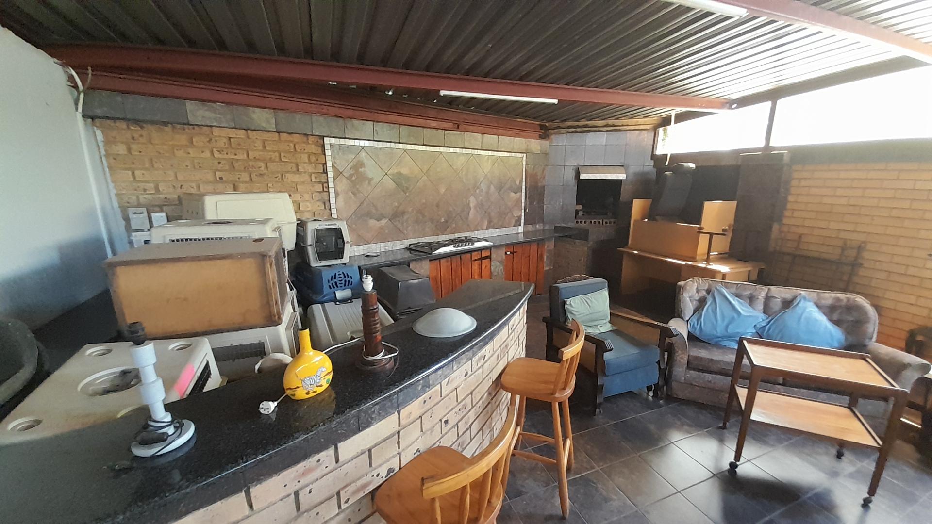 3 Bedroom Property for Sale in Birchleigh Gauteng