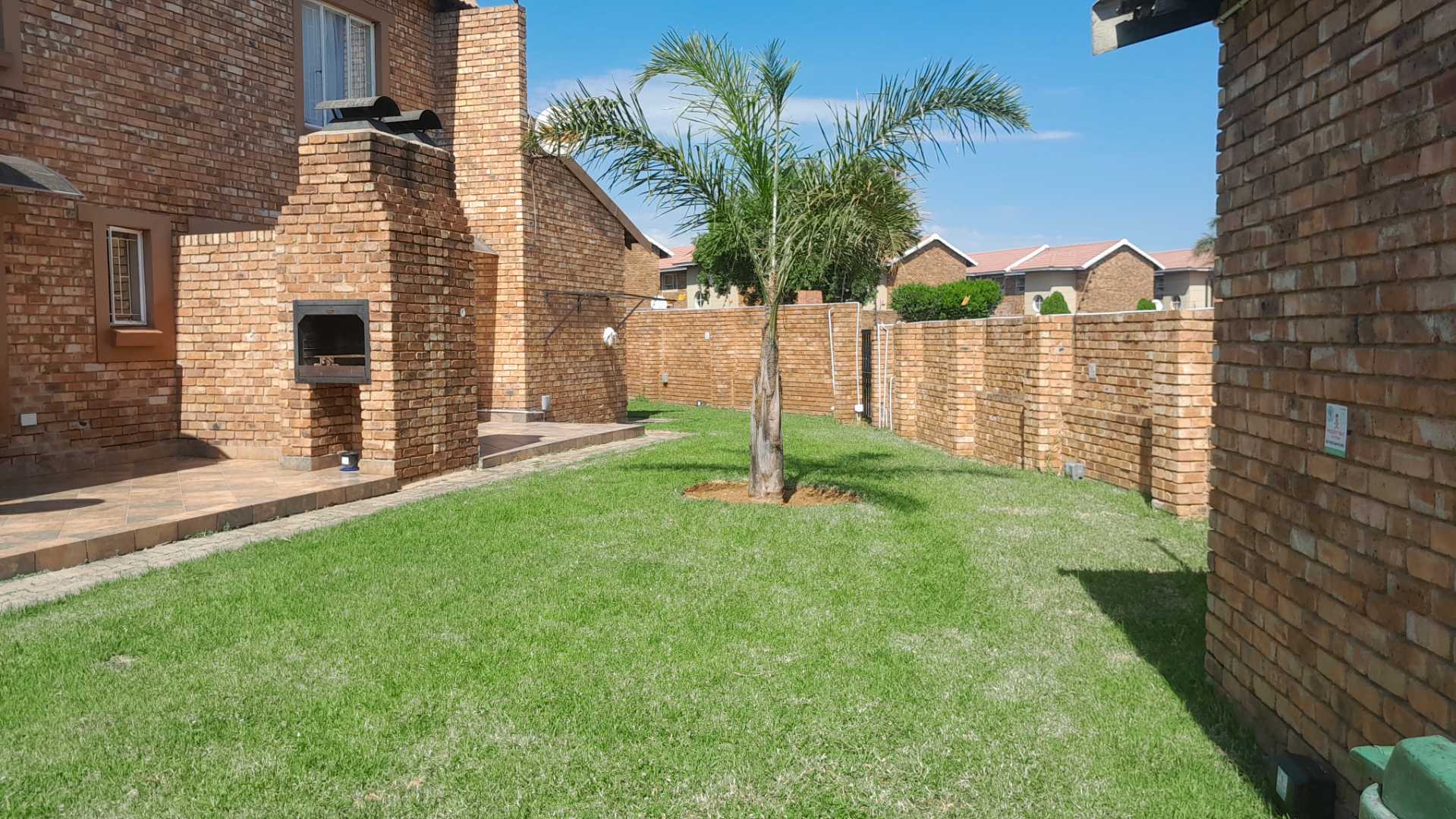 3 Bedroom Property for Sale in Edleen Gauteng