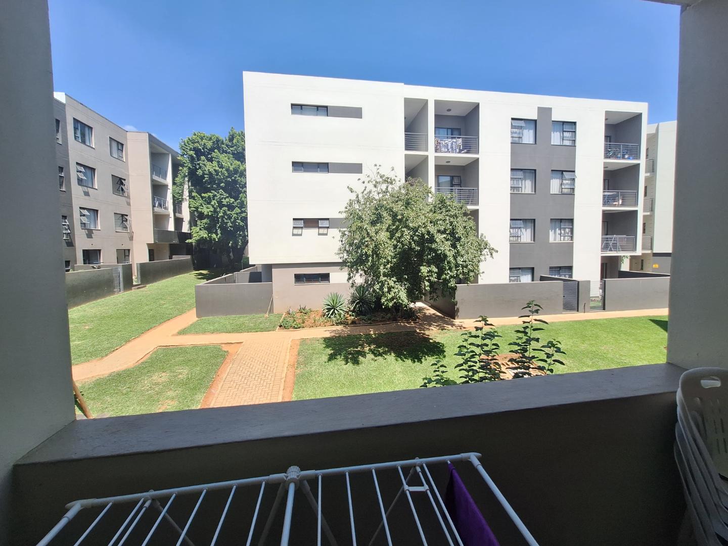 To Let 2 Bedroom Property for Rent in North Riding Gauteng