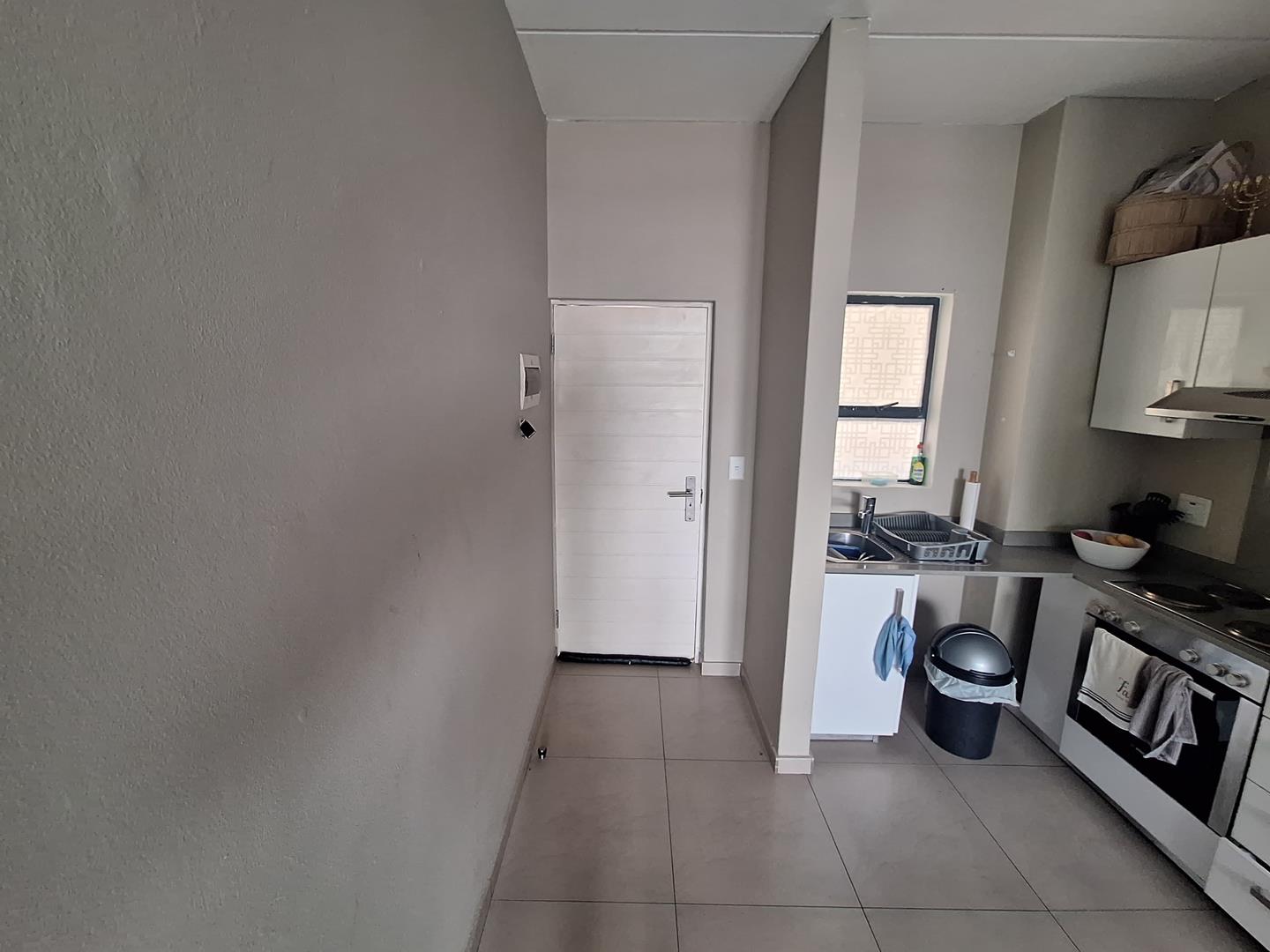 To Let 2 Bedroom Property for Rent in North Riding Gauteng