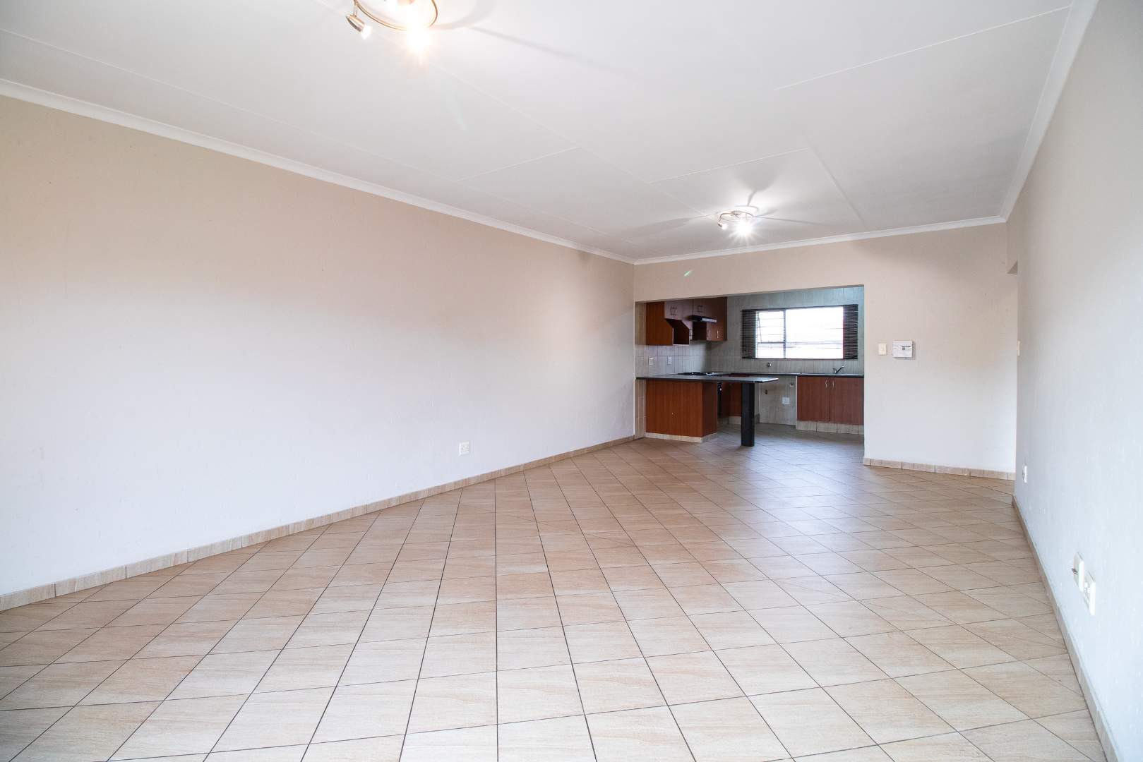 To Let 3 Bedroom Property for Rent in Beyerspark Gauteng