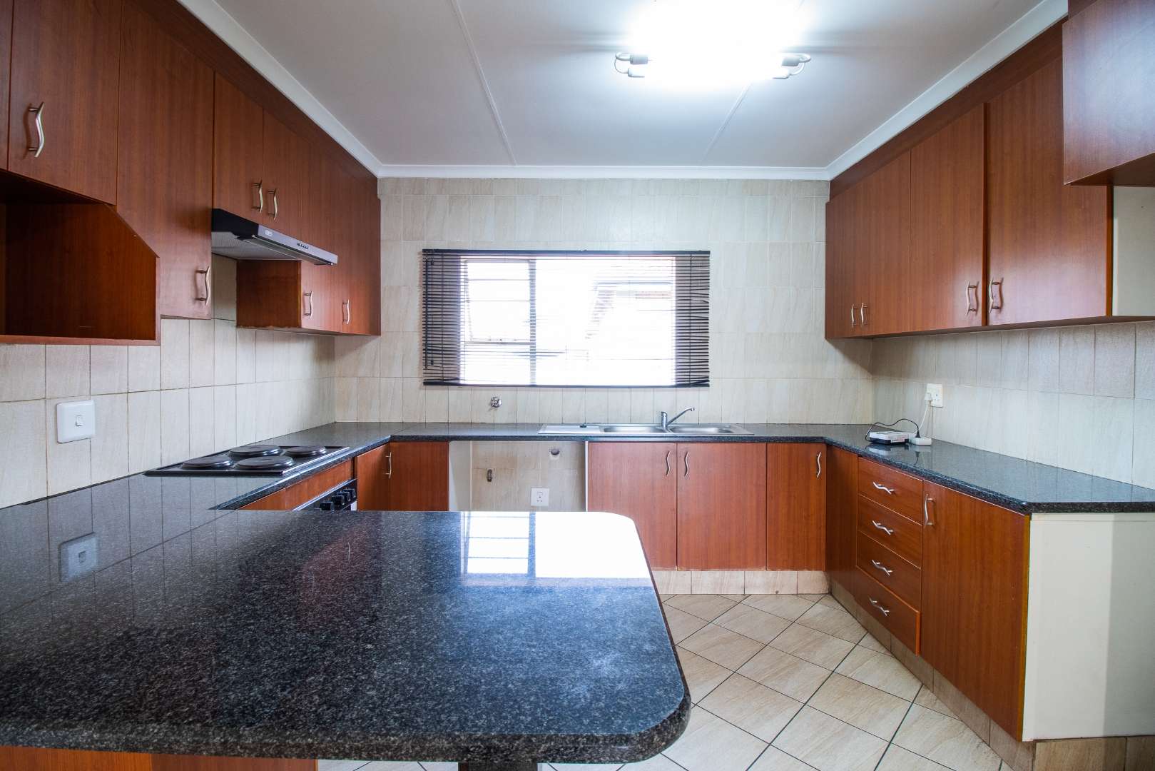 To Let 3 Bedroom Property for Rent in Beyerspark Gauteng