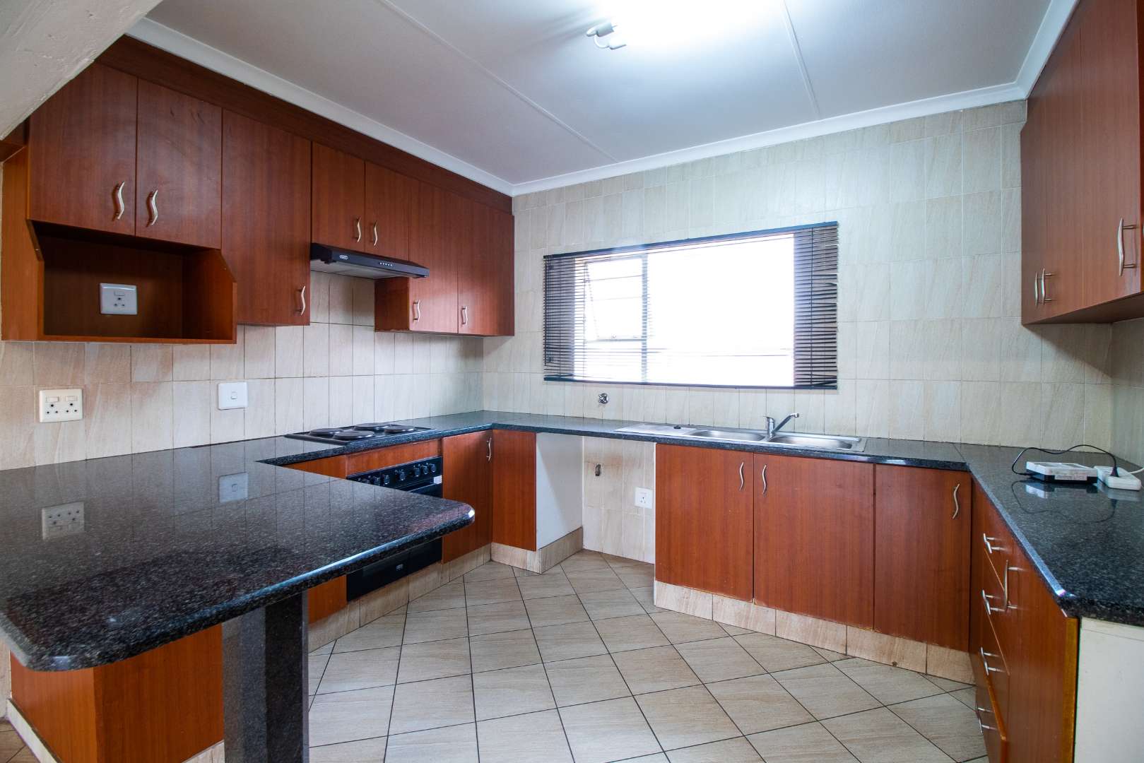 To Let 3 Bedroom Property for Rent in Beyerspark Gauteng