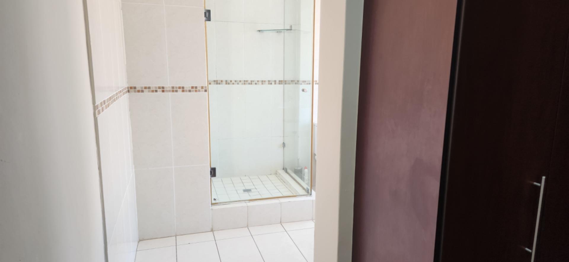 3 Bedroom Property for Sale in Bassonia Gauteng