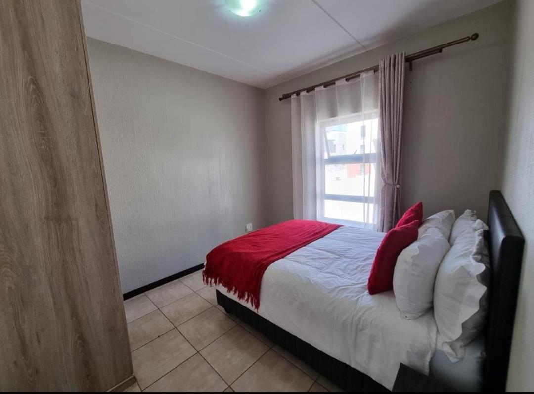 To Let 2 Bedroom Property for Rent in Barbeque Downs Gauteng