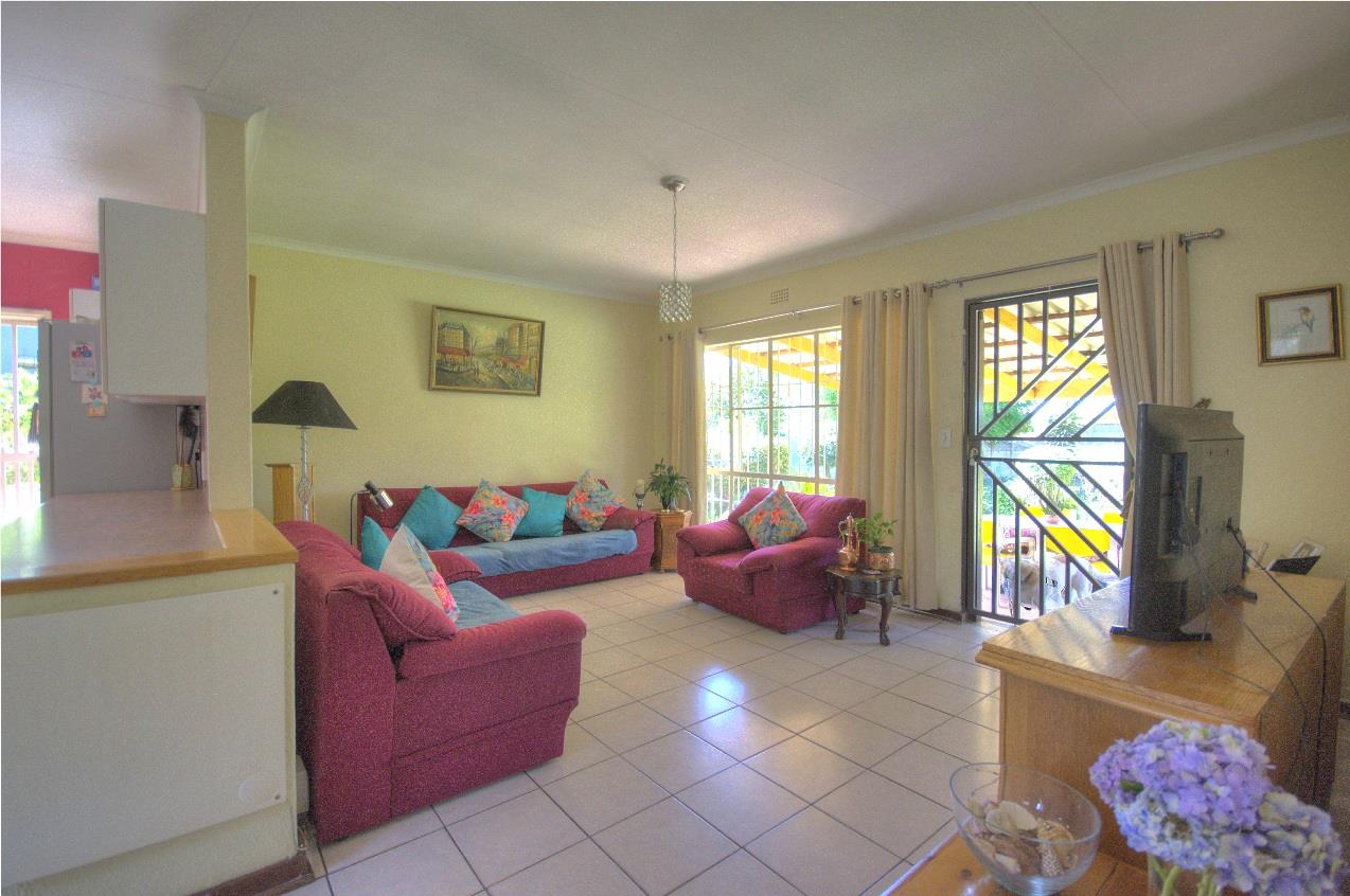 3 Bedroom Property for Sale in Brackendowns Gauteng