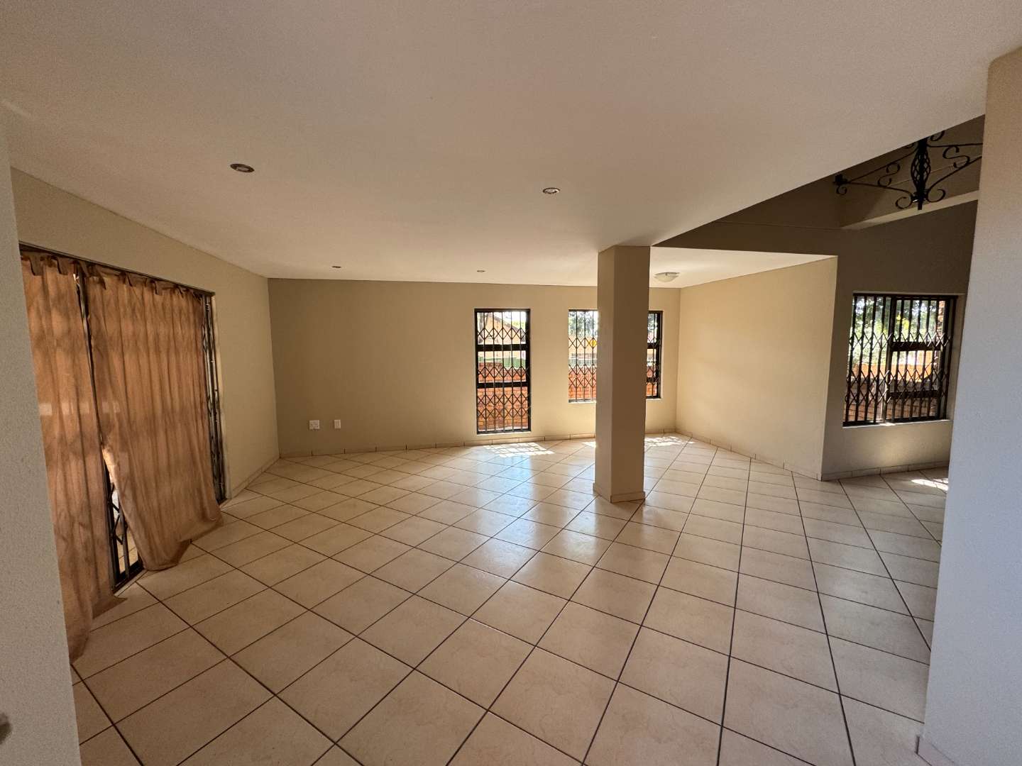 3 Bedroom Property for Sale in Raceview Gauteng