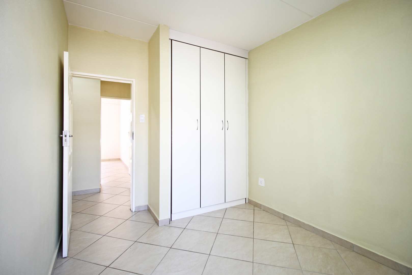 2 Bedroom Property for Sale in Witpoortjie Gauteng