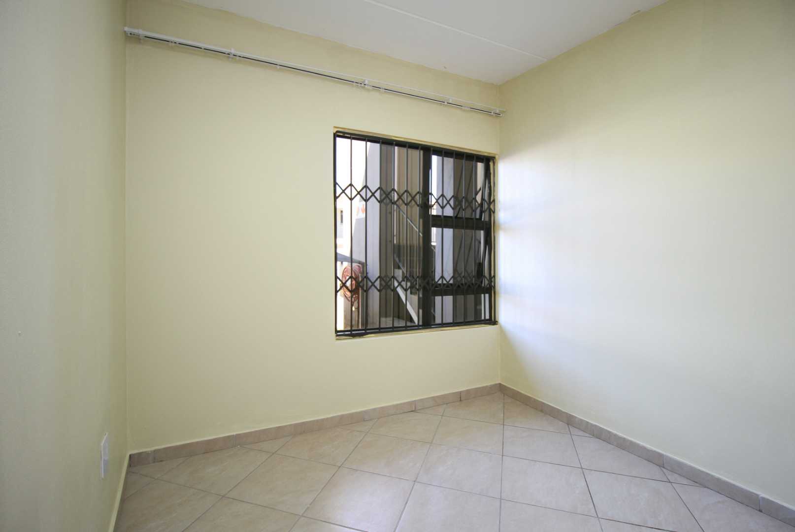 2 Bedroom Property for Sale in Witpoortjie Gauteng