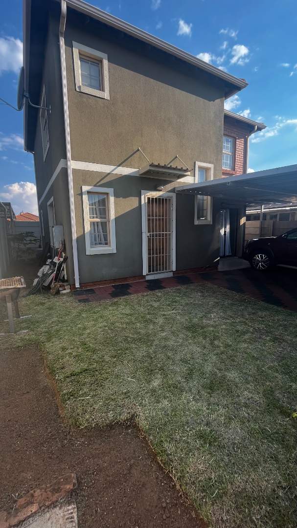 3 Bedroom Property for Sale in Alrode Gauteng