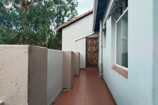 2 Bedroom Property for Sale in Meredale Gauteng