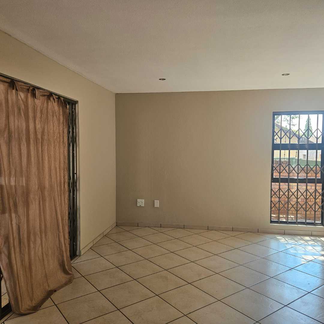 3 Bedroom Property for Sale in Raceview Gauteng