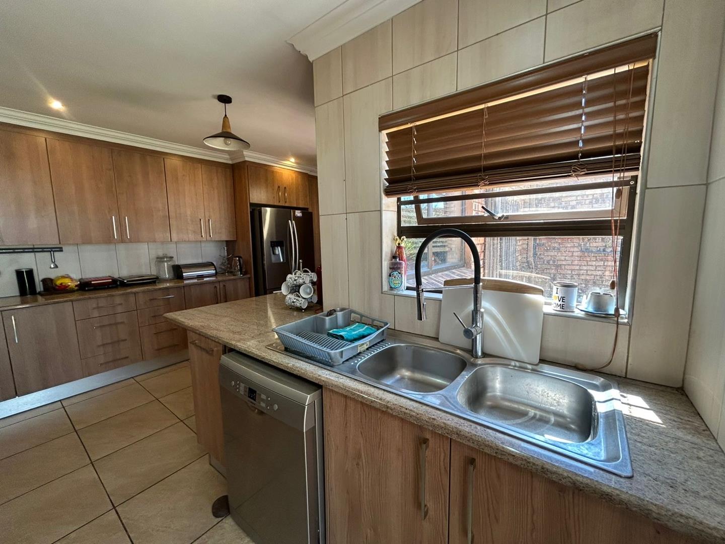 5 Bedroom Property for Sale in Benoni AH Gauteng