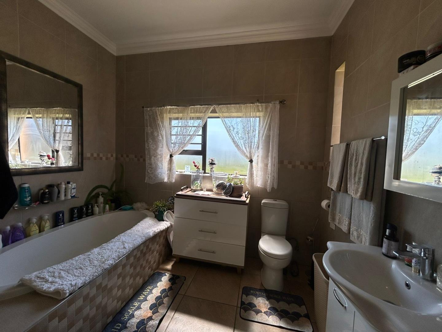 5 Bedroom Property for Sale in Benoni AH Gauteng