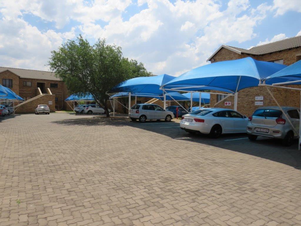 2 Bedroom Property for Sale in South Crest Gauteng