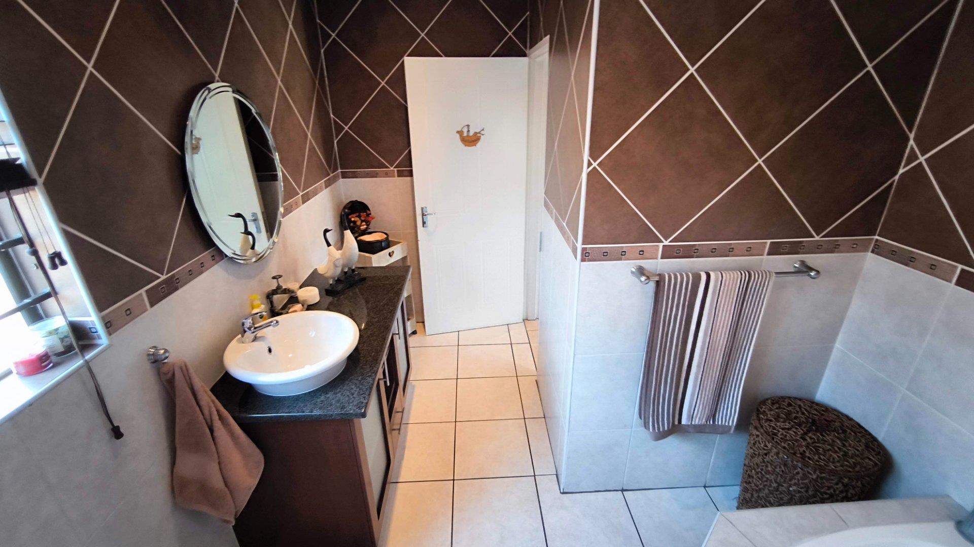 3 Bedroom Property for Sale in New Market Gauteng