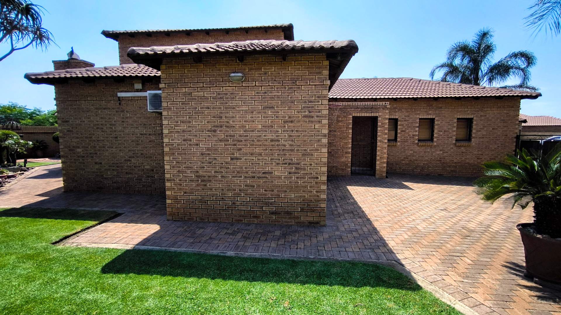 3 Bedroom Property for Sale in New Market Gauteng